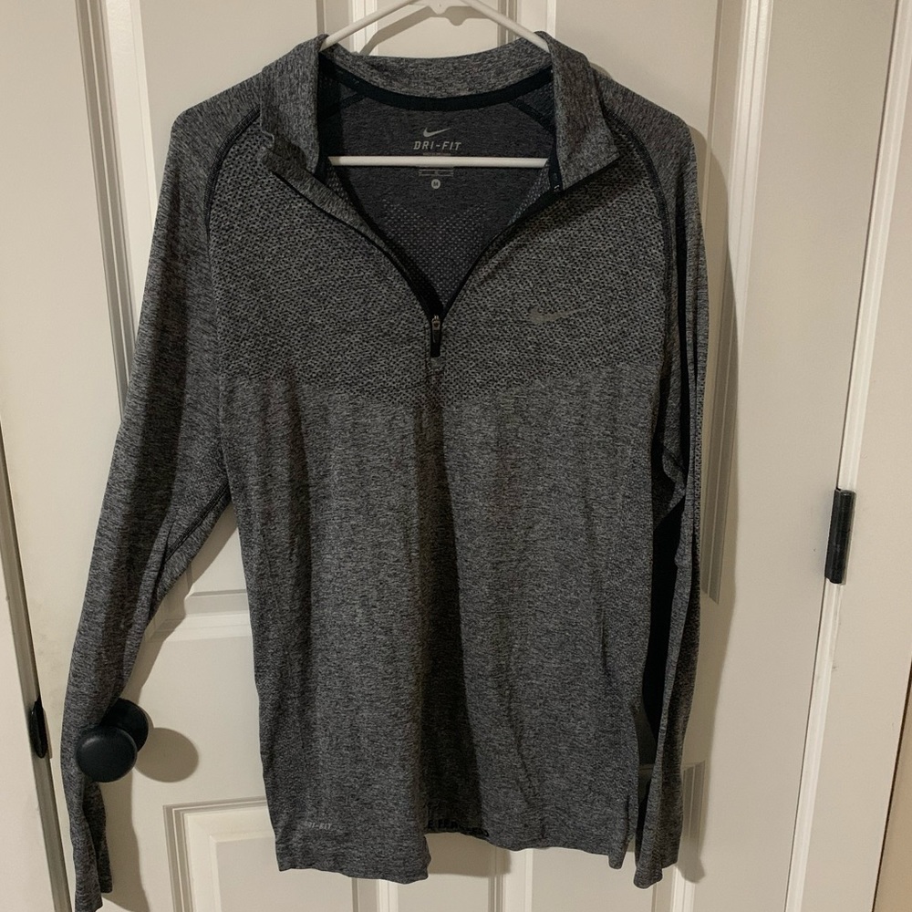 Nike pullover
